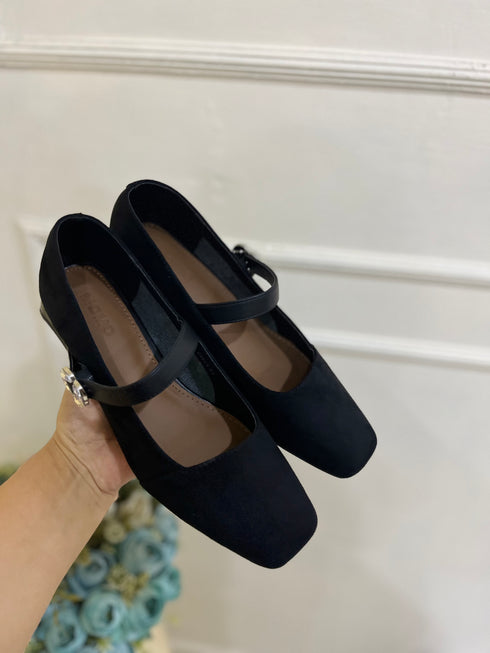 Ladies Casual Close Toe Buckle Low Block Heel
